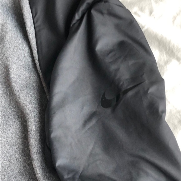 Nike track jacket - Picture 2 of 6